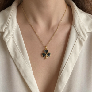 Naszyjnik koniczynka 14k — Lucky Clover